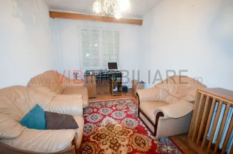 Urlati - Str Eternitatii - Vila 12 camere - teren 1081mp - 2 garaje - imagine 7