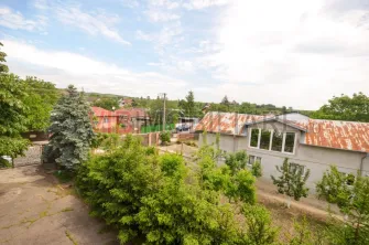 Urlati - Str Eternitatii - Vila 12 camere - teren 1081mp - 2 garaje - imagine 38