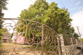 Urlati - Str Eternitatii - Vila 12 camere - teren 1081mp - 2 garaje - imagine 18