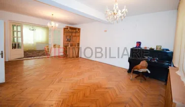 Urlati - Str Eternitatii - Vila 12 camere - teren 1081mp - 2 garaje - imagine 24