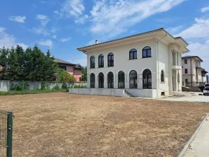 Baneasa - Sisesti, vila S+P+1E+M, 9 camere, suprafata utila 516 mp - imagine 2