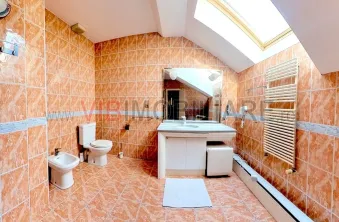 Vila deosebita pe Malul Lacului Grivita – Confort si Eleganta! - imagine 13