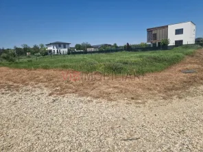 Teren superb 554m2 EDEN FOREST GULIA constructie imediata - imagine 2