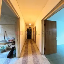 3 camere - Plaza - necesită renovare totală - imagine 5