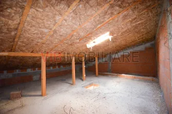 Casă P+1+M la alb în Clinceni, Str. Sabarului - imagine 13