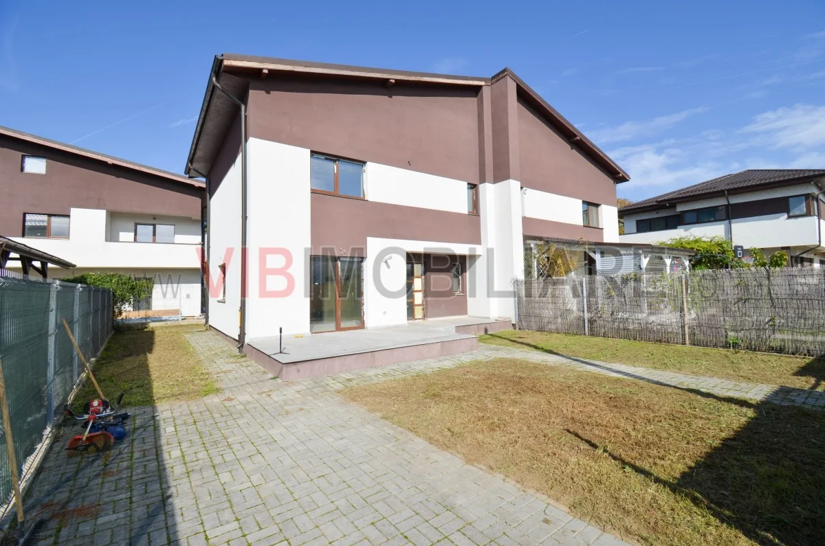 Casă P+1+M la alb în Clinceni, Str. Sabarului - imagine 1